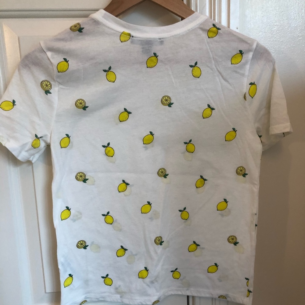 Forever 21 white T-shirt with lemons